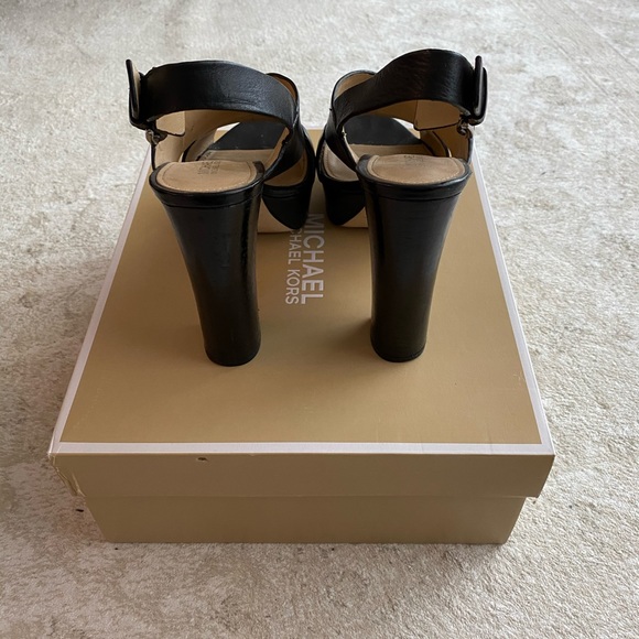 Black Platform Heels - Picture 4 of 4